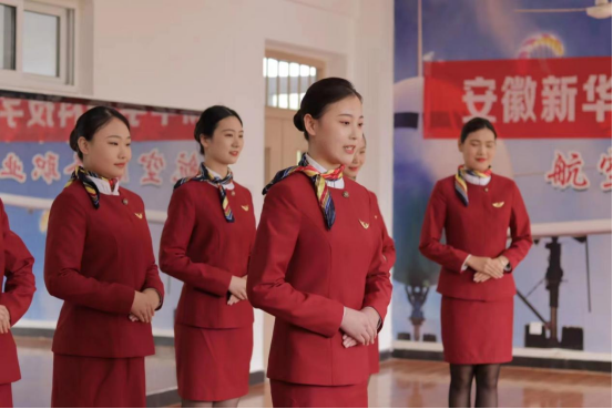復(fù)讀生能不能報(bào)空乘專(zhuān)業(yè)？