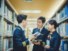 初中上航空類院校好嗎_15歲的初中生可以上航空學(xué)校嗎？