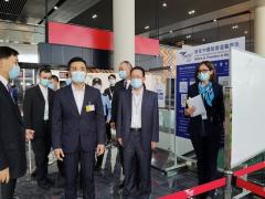 澳門衛(wèi)生局局長與CAM執(zhí)委會成員考察機場旅客出入境防疫管控措施